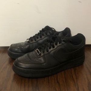 Black nike Air Force 1 size 11